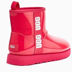 NIB Women’s Ugg’s size 7